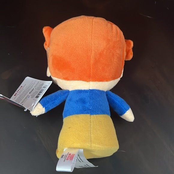 Brand New Stranger Things Funko Plush Barbra - Picture 2 of 5